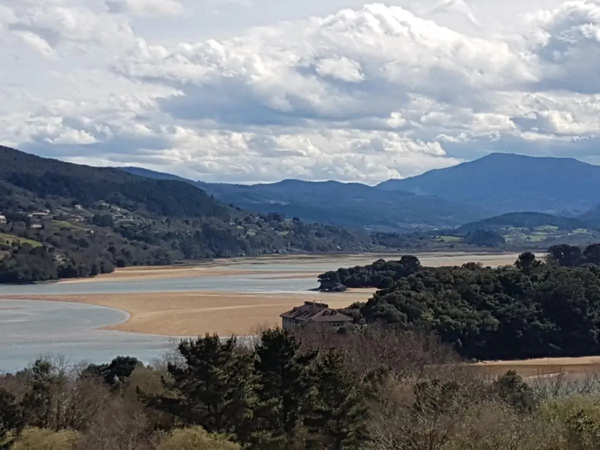 Vivienda Turistico Erreka Beach Mundaka 0*,  Spain